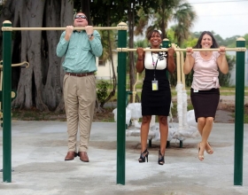 Người bị thoát vị đĩa đệm có nên tập xà đơn không?